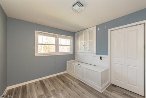 27 Viewpoint Road Wayne NJ 07470