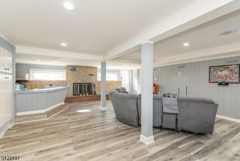 27 Viewpoint Road Wayne NJ 07470