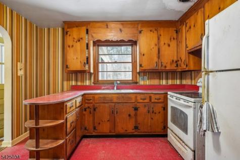 22 Springbrook Road Livingston NJ 07039