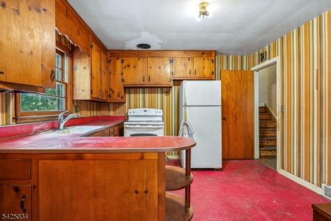22 Springbrook Road Livingston NJ 07039