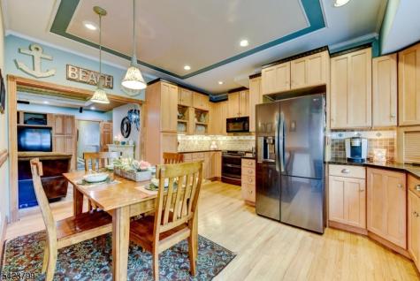82 Newton Avenue Sussex NJ 07461