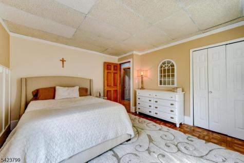 82 Newton Avenue Sussex NJ 07461