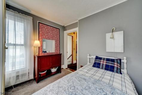 82 Newton Avenue Sussex NJ 07461