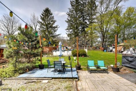 82 Newton Avenue Sussex NJ 07461