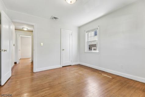 59 Pershing Road Clifton NJ 07013
