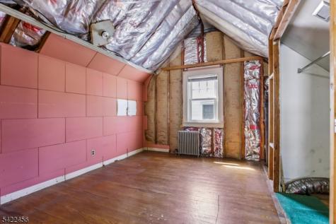 59 Pershing Road Clifton NJ 07013