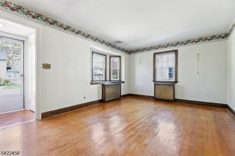 59 Pershing Road Clifton NJ 07013