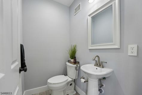 158 Lincoln Avenue Elizabeth NJ 07208