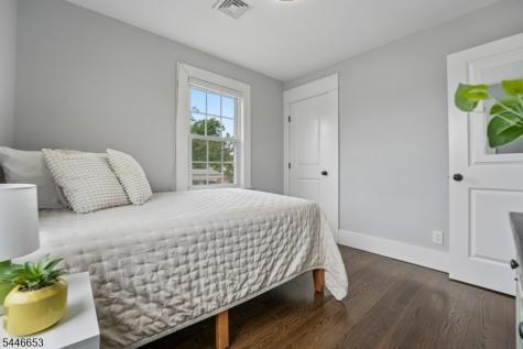 158 Lincoln Avenue Elizabeth NJ 07208