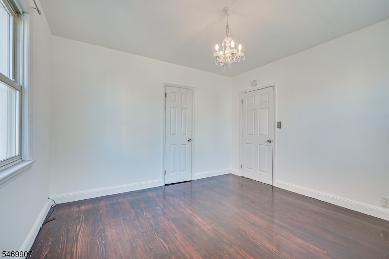 34 Ryan Street Woodbridge NJ 08863