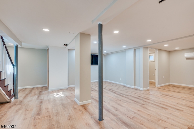 34 Ryan Street Woodbridge NJ 08863