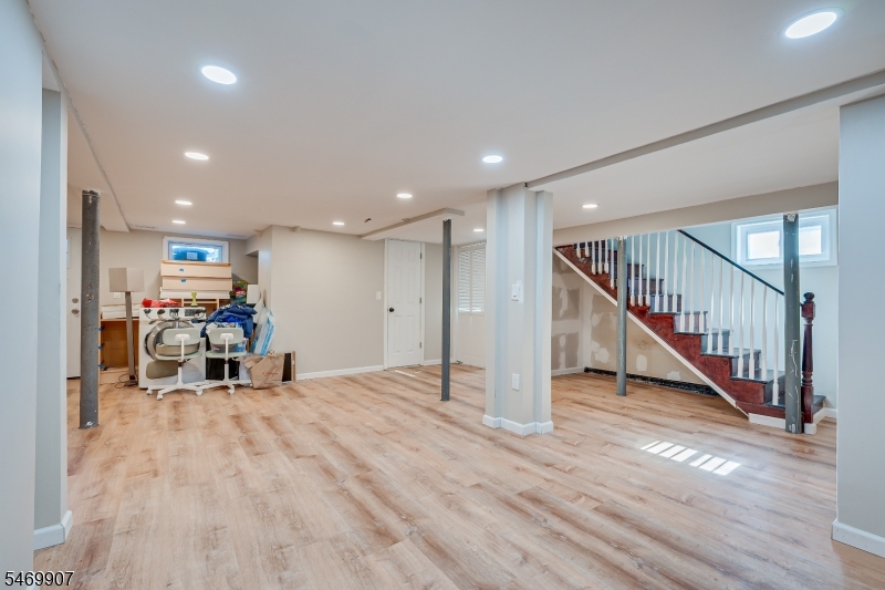 34 Ryan Street Woodbridge NJ 08863