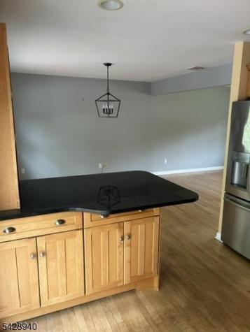 10 Cole Road Fairfield NJ 07004