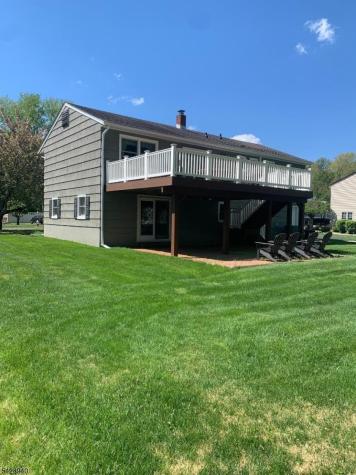 10 Cole Road Fairfield NJ 07004
