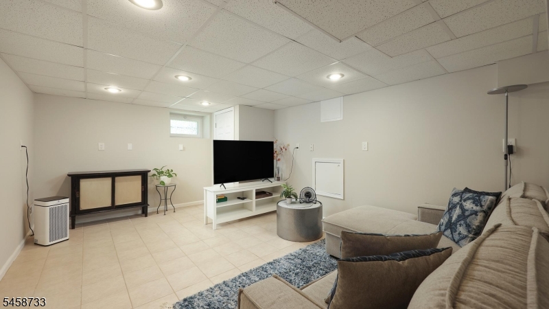 34 Moss Avenue Westfield NJ 07090