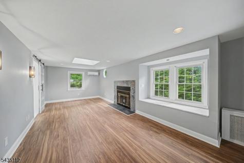433 Louisa Avenue Wyckoff NJ 07481