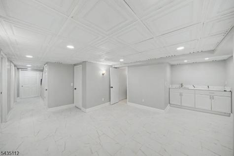 433 Louisa Avenue Wyckoff NJ 07481