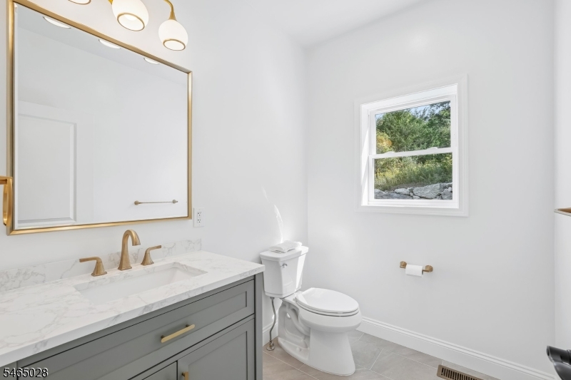 107 Beaver Run Road Hardyston NJ 07419