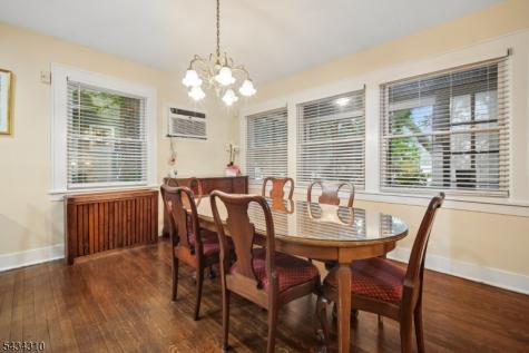 210 Hillside Road Elizabeth NJ 07208