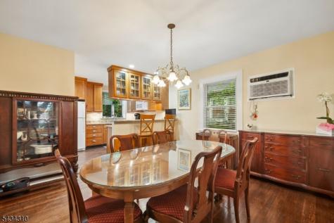 210 Hillside Road Elizabeth NJ 07208