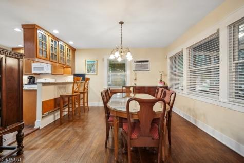 210 Hillside Road Elizabeth NJ 07208