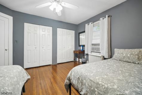 210 Hillside Road Elizabeth NJ 07208