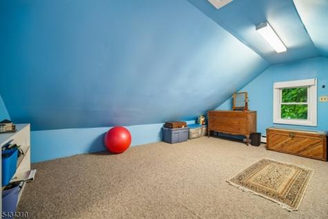 210 Hillside Road Elizabeth NJ 07208