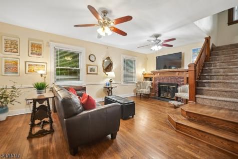 210 Hillside Road Elizabeth NJ 07208