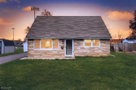 22 Farrell Avenue Ewing NJ 08618