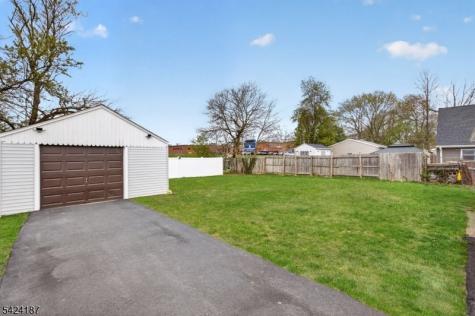 22 Farrell Avenue Ewing NJ 08618