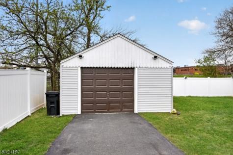 22 Farrell Avenue Ewing NJ 08618