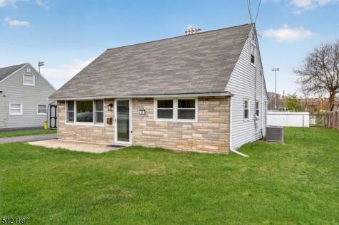 22 Farrell Avenue Ewing NJ 08618