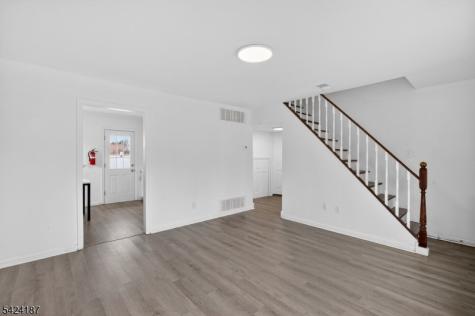 22 Farrell Avenue Ewing NJ 08618