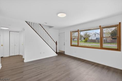 22 Farrell Avenue Ewing NJ 08618