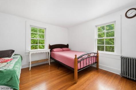 10 Bodnar Street Bernardsville NJ 07924