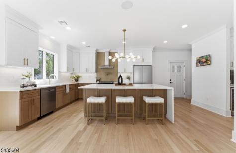 110 Platt Avenue Saddle Brook NJ 07663