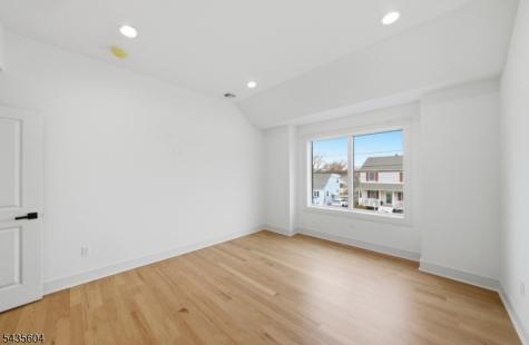 110 Platt Avenue Saddle Brook NJ 07663