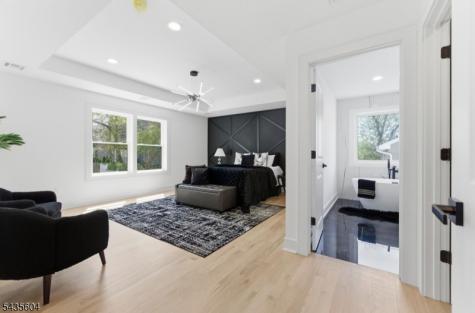 110 Platt Avenue Saddle Brook NJ 07663