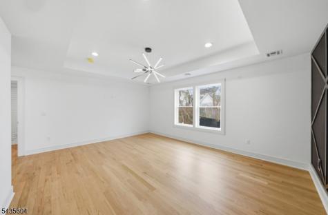 110 Platt Avenue Saddle Brook NJ 07663
