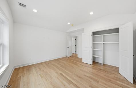 110 Platt Avenue Saddle Brook NJ 07663