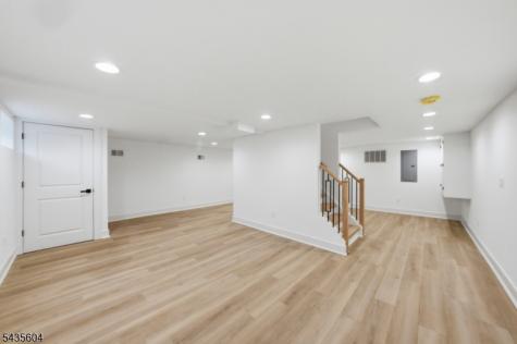 110 Platt Avenue Saddle Brook NJ 07663