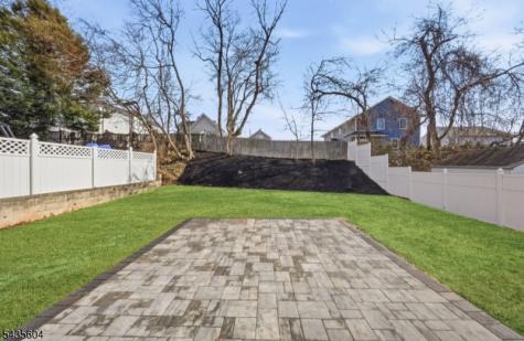 110 Platt Avenue Saddle Brook NJ 07663
