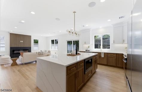 110 Platt Avenue Saddle Brook NJ 07663