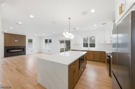 110 Platt Avenue Saddle Brook NJ 07663