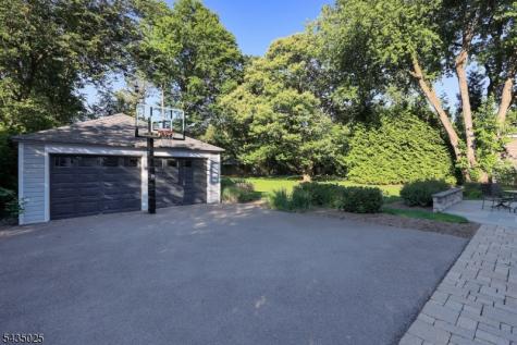 564 Highland Avenue Westfield NJ 07090