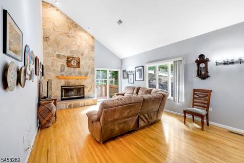 10 Catherine Terrace Byram NJ 07821