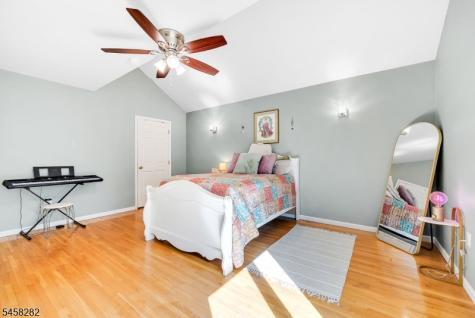 10 Catherine Terrace Byram NJ 07821
