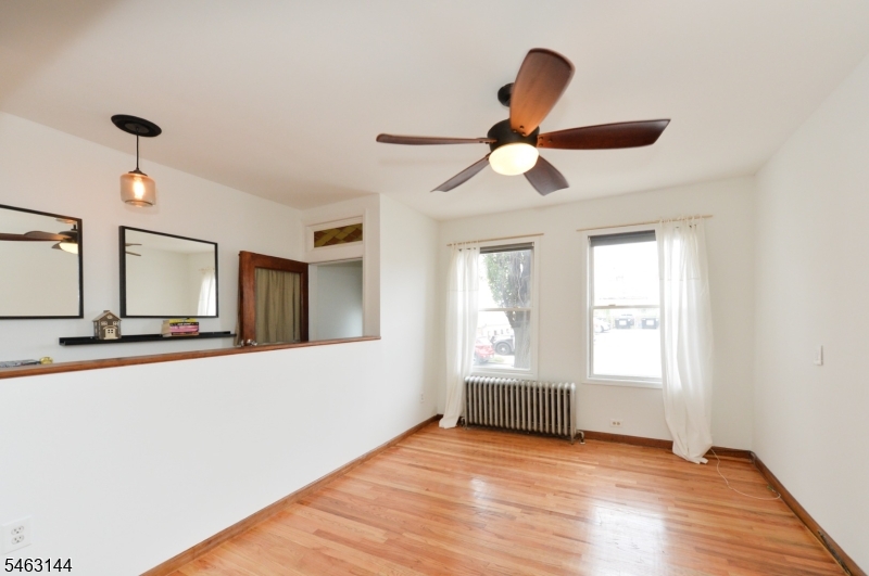 103 Napoleon Street Newark NJ 07105