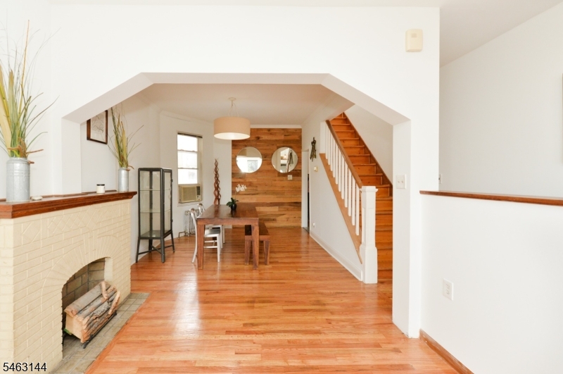 103 Napoleon Street Newark NJ 07105