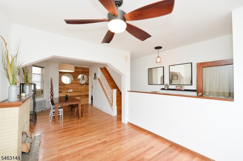 103 Napoleon Street Newark NJ 07105